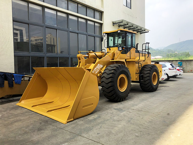 Heavy Duty Front End Wheel Loader 8Ton with Cummins Engine