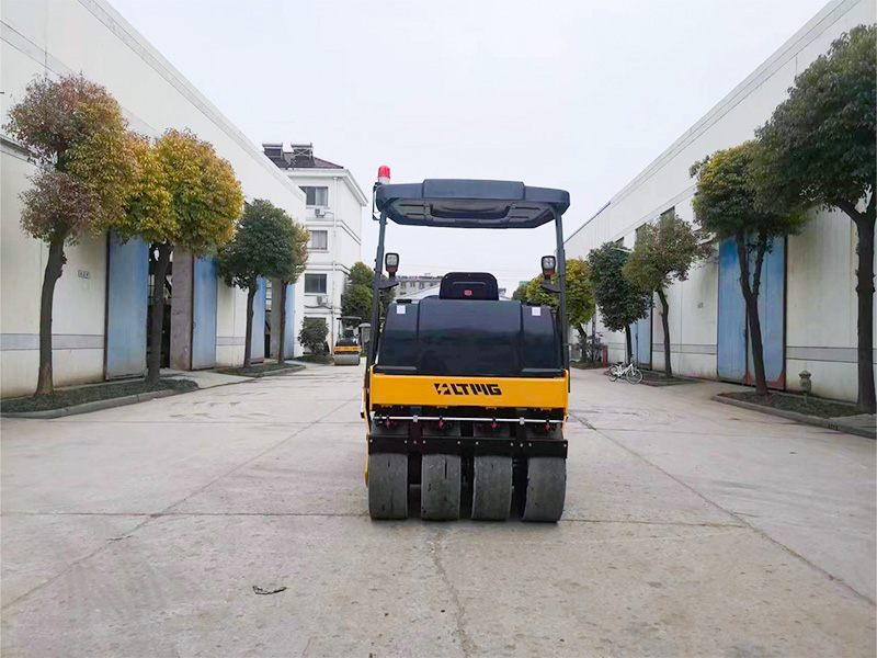 6 Tons Fully Hydraulic Double Drum Vibratory Roller
