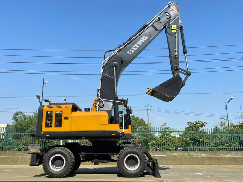 16 Tons Mobile Excavator With Hydraulic Joystick