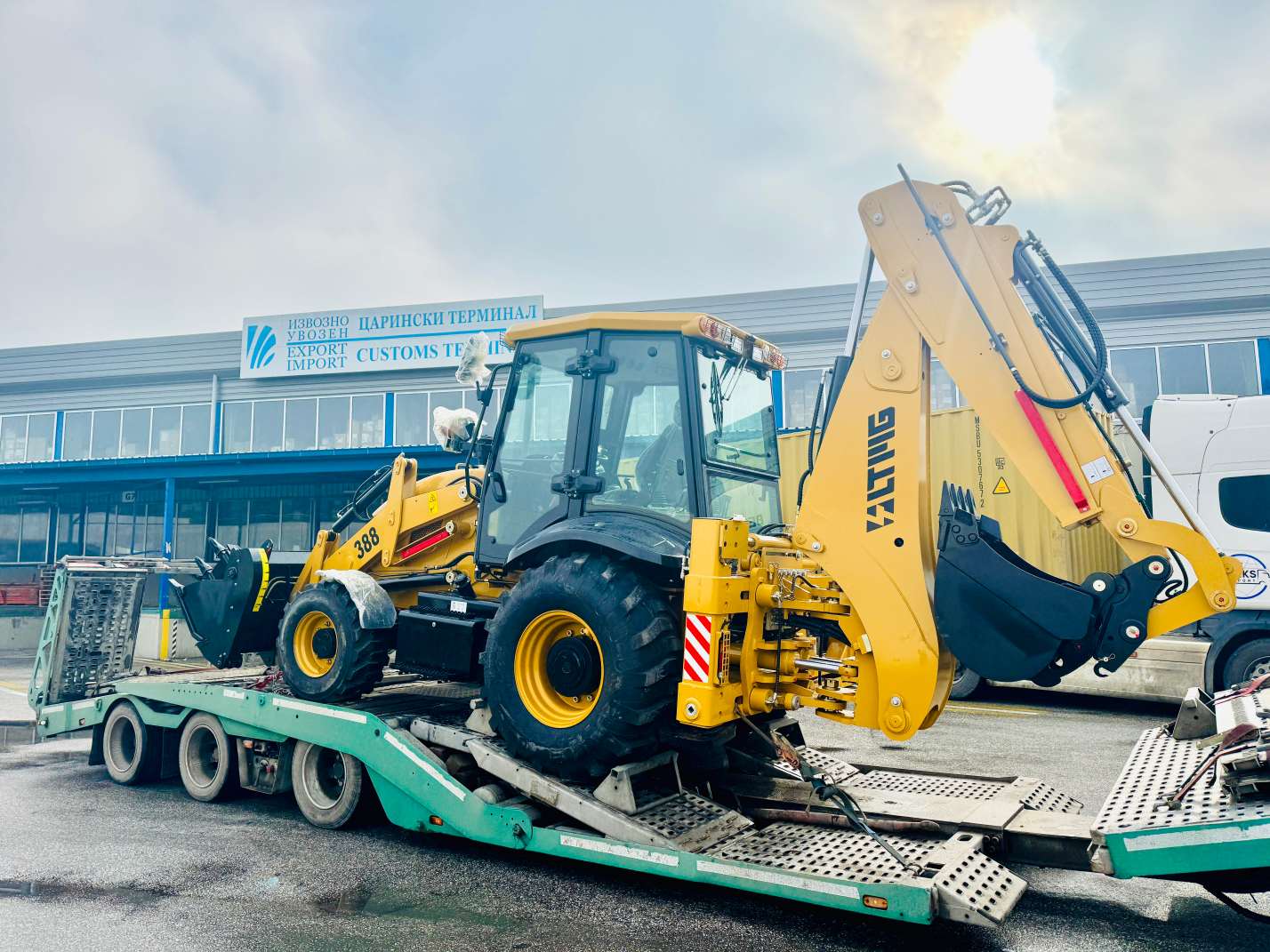 backhoe loader