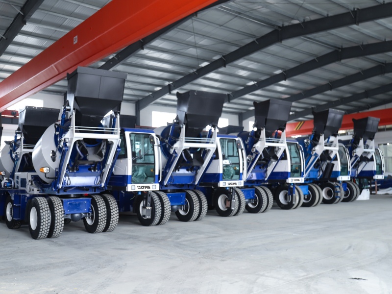 Common Self-Loading Concrete Mixer Problems and How to Prevent Them